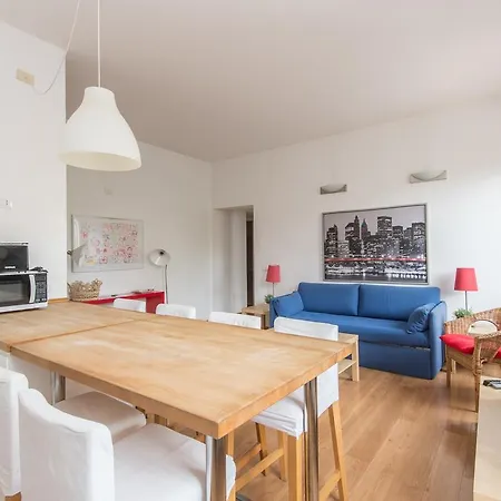 Apartment Rsh Quattro Cantoni
