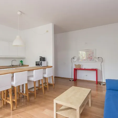 Apartment Rsh Quattro Cantoni *