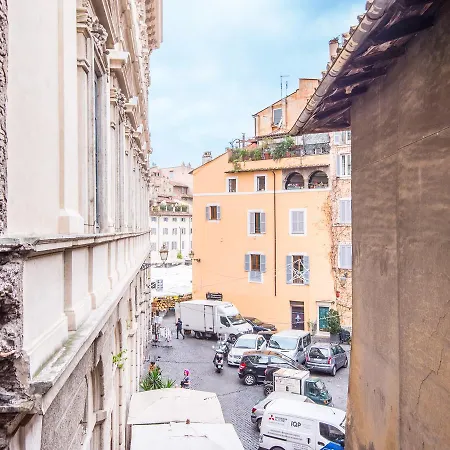 Rsh Quattro Cantoni Apartment Rome